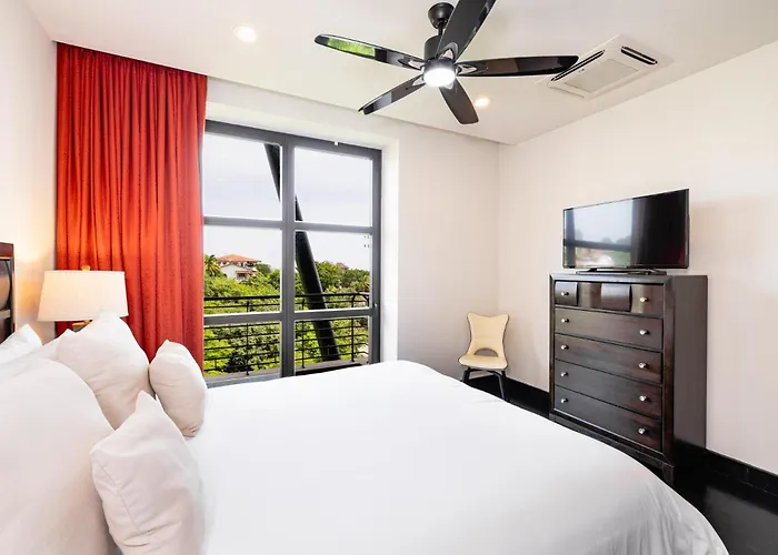 La Perla 163, Ocean View 3 Bedroom Penthouse