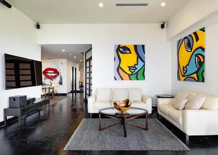 La Perla 163, Ocean View 3 Bedroom Penthouse