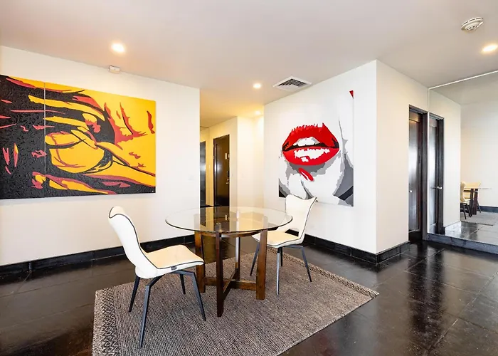 La Perla 163, Ocean View 3 Bedroom Penthouse Apartment