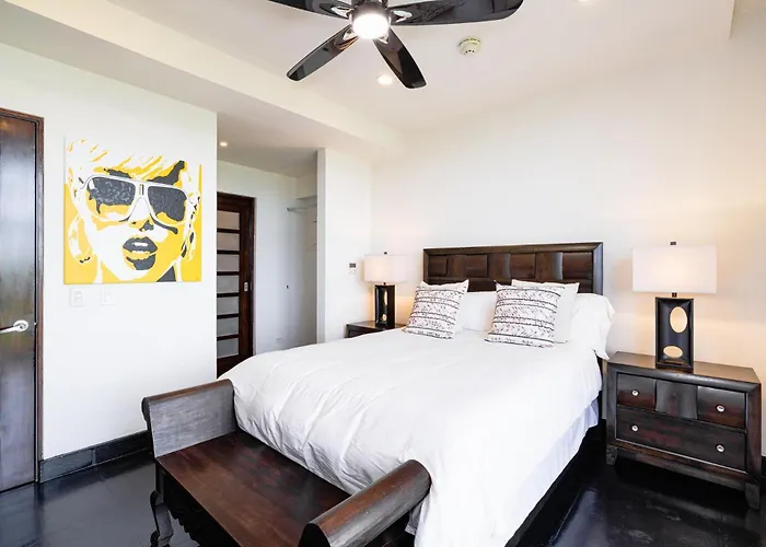 Apartment La Perla 163, Ocean View 3 Bedroom Penthouse